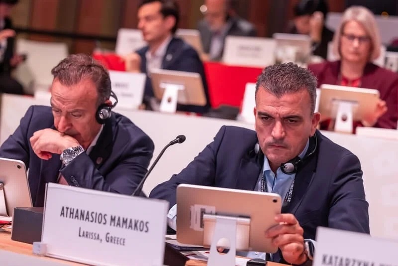 mamakos-bloomberg