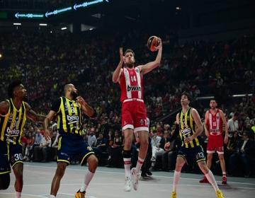 Τ-Center-Olympiacos