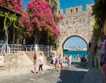 tourismos