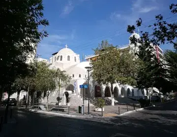 Ναός Αγίου Αλεξάνδρου στο Παλαιό Φάληρο Αττικής