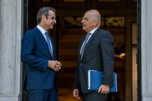 dendias-mitsotakis