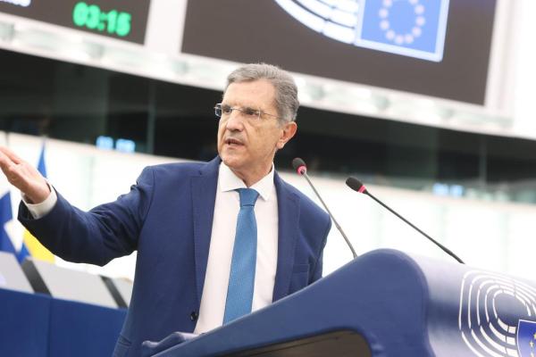 aytias-erotisi-voyli