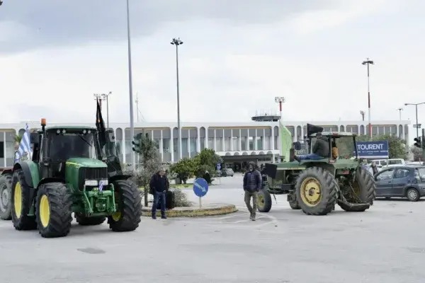 mploka,aerodromio xanion