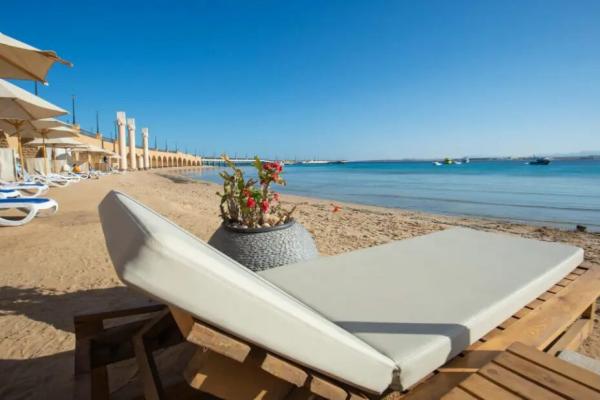 beach-hotel-xaplostra