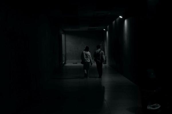 dark-narrative