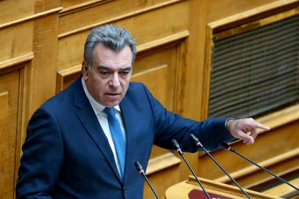 konsolas manos