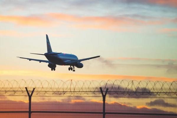 airport-aeroplano