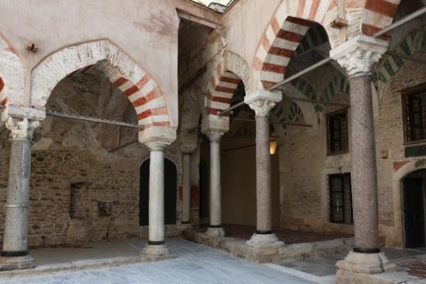 alkazar-temenos-hamza-mpei