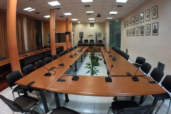 Το αεροδρόμιο της Χίου στο επίκεντρο των αντιδράσεων για το προγραμματισμένο κλείσιμο και τη συγκοινωνιακή εξυπηρέτηση του νησιού.