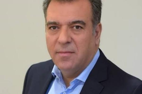 konsolas manos