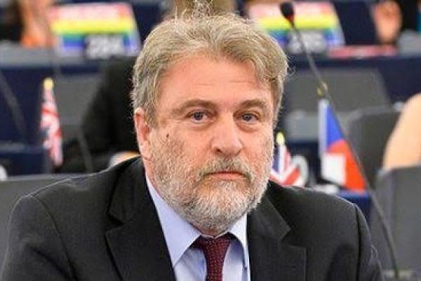 Ο Νότης Μαριάς για την ελληνική εξωτερική πολιτική και τις εξελίξεις στη Λιβύη.